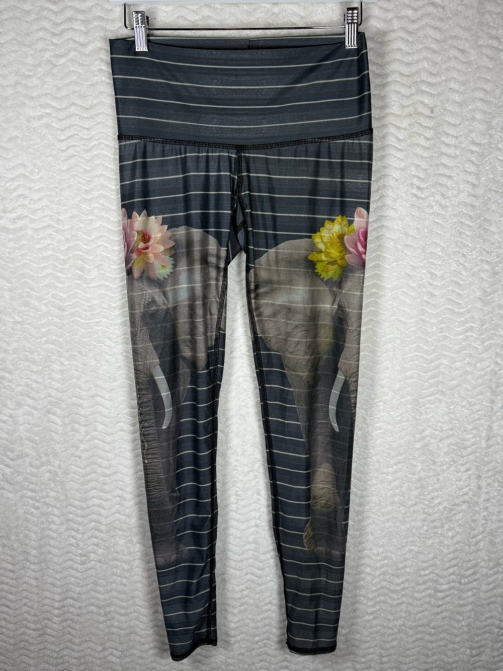 teeki Gray Striped Active Leggings